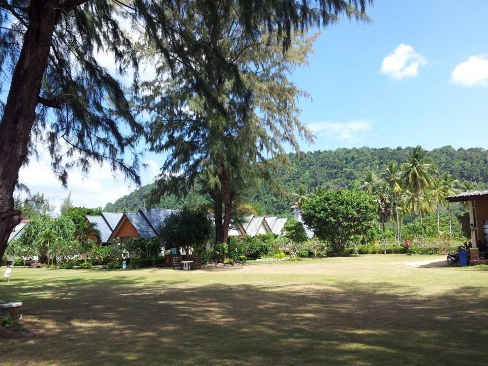 Klongdao Beach Resort Ko Lanta エクステリア 写真