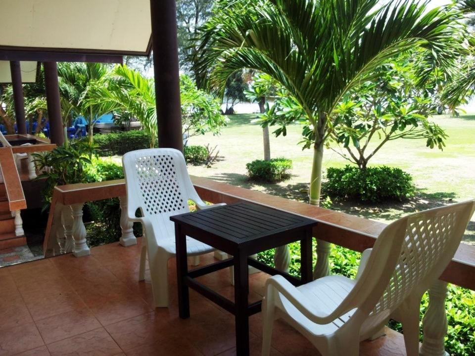 Klongdao Beach Resort Ko Lanta エクステリア 写真