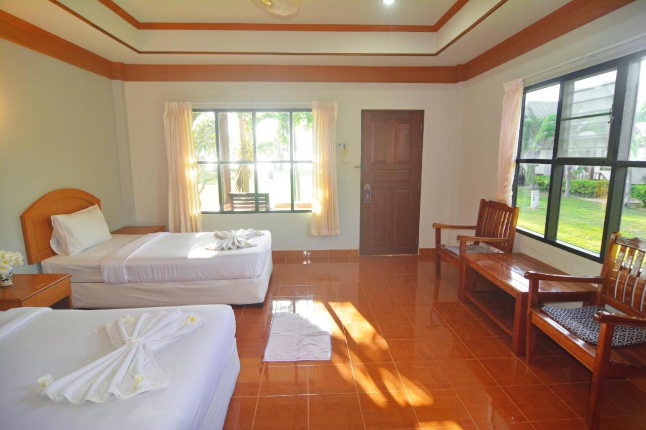 Klongdao Beach Resort Ko Lanta エクステリア 写真
